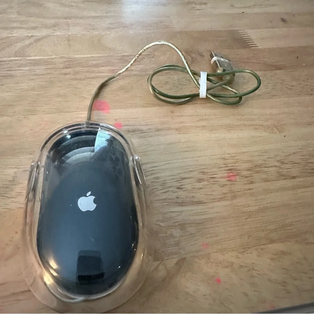 Vintage Apple Keyboard With Black Apple Mouse USB Preowned